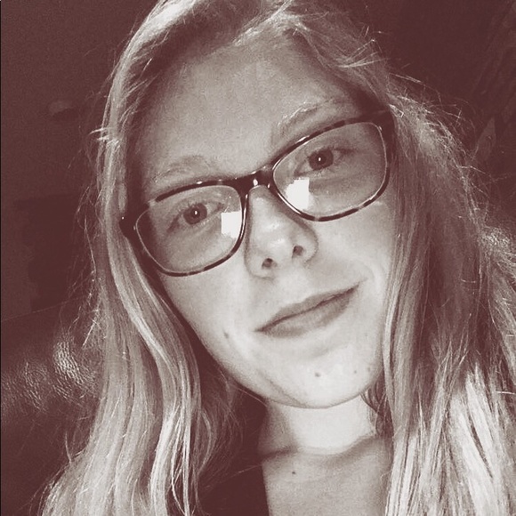 Meet your Posher, Mattea - Picture 1 of 1